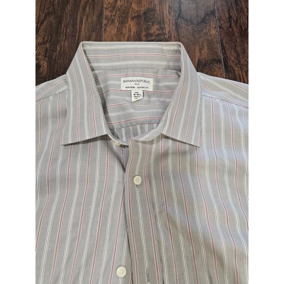 Banana Republic Button up Non Iron Classic Fit Shirt Size XXL Gray Red - Picture 2 of 4